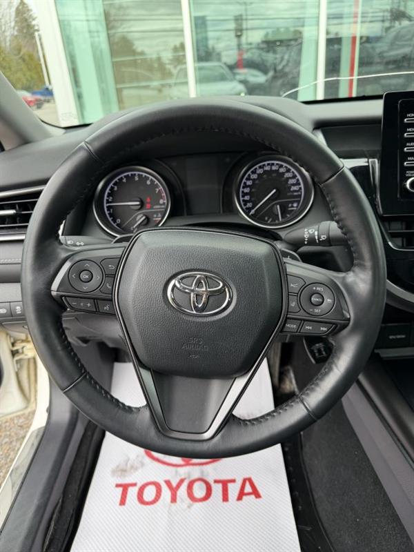 toyota Camry 2023 - 10
