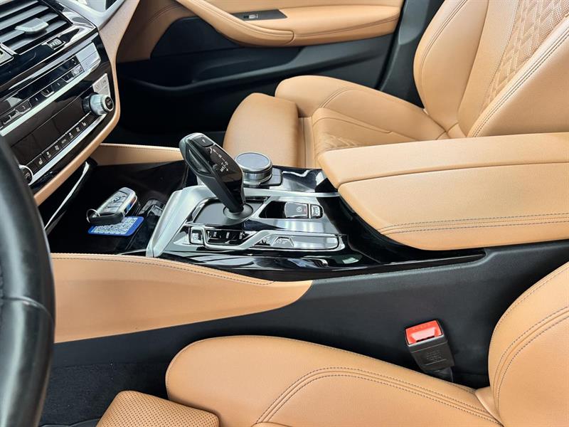 bmw 530e 2023 - 25