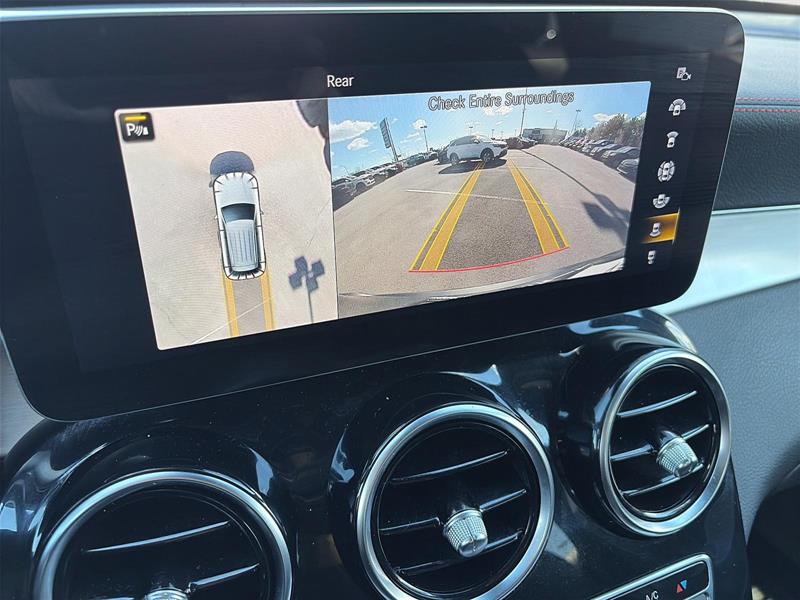 mercedes-benz GLC 2022 - 26