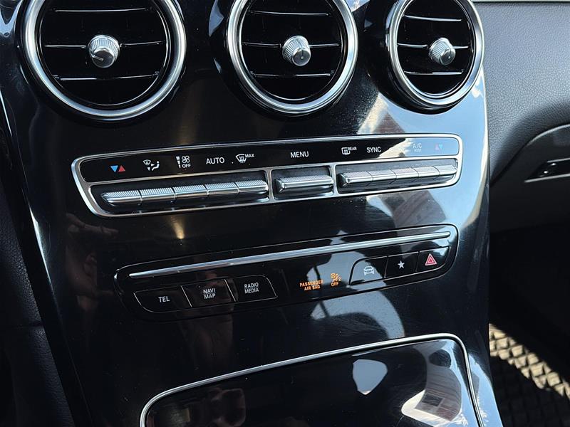 mercedes-benz GLC 2022 - 29