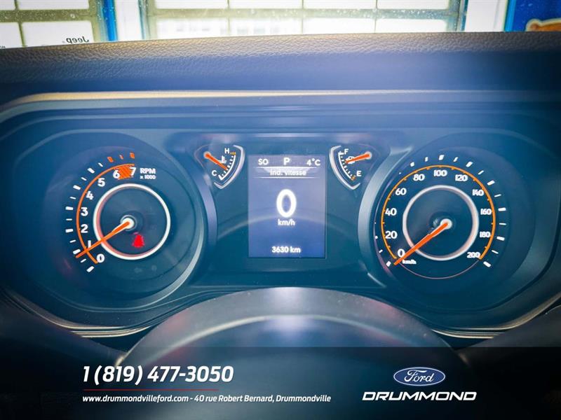 jeep Wrangler 2024 - 13