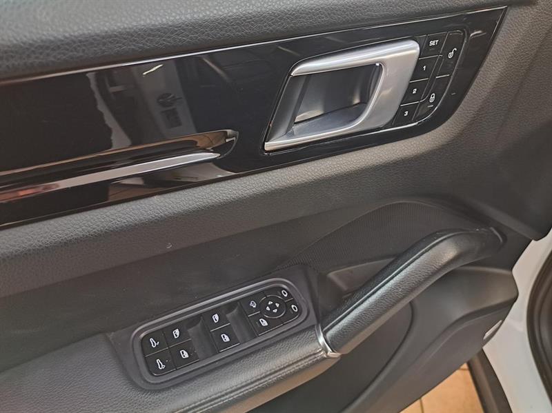 porsche Cayenne 2019 - 10