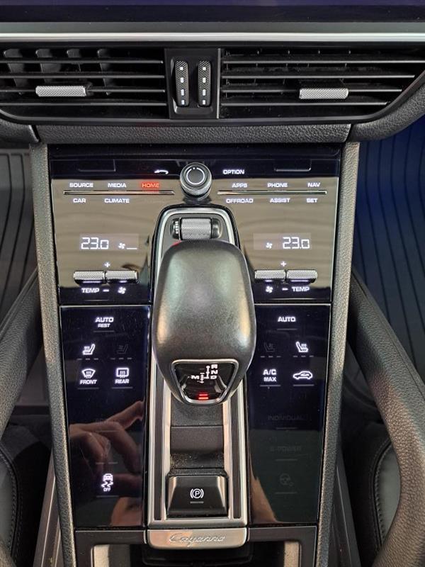 porsche Cayenne 2019 - 17
