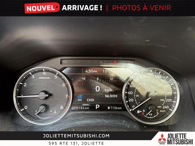 mitsubishi Outlander 2022 - 12