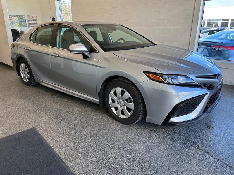 toyota Camry Hybrid 2022