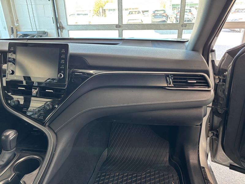 toyota Camry Hybrid 2022 - 8