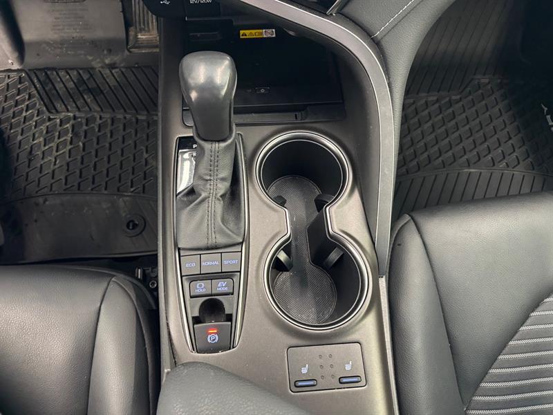 toyota Camry Hybrid 2022 - 13