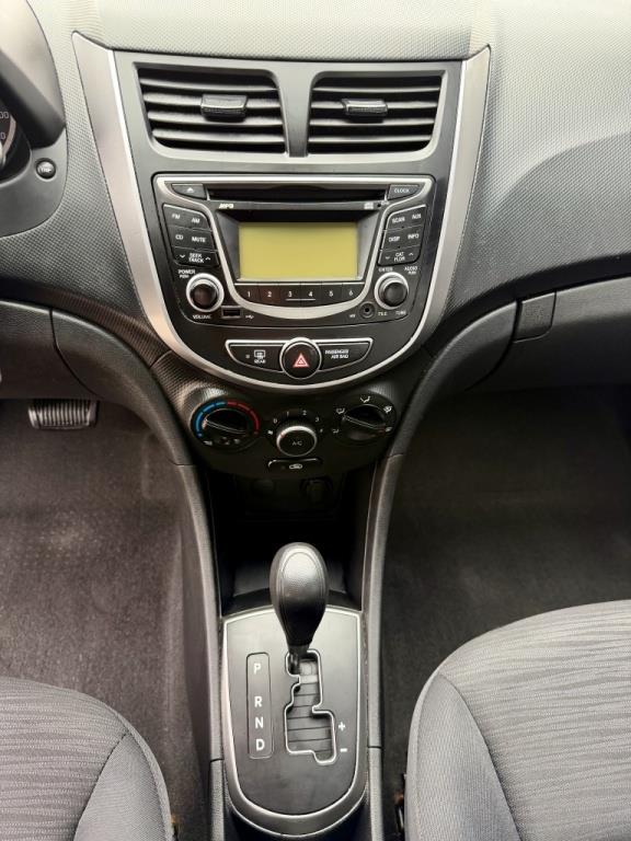 hyundai Accent 2016 - 13