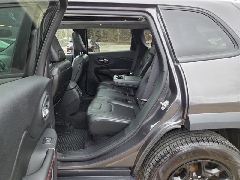 jeep Cherokee 2019 - 14