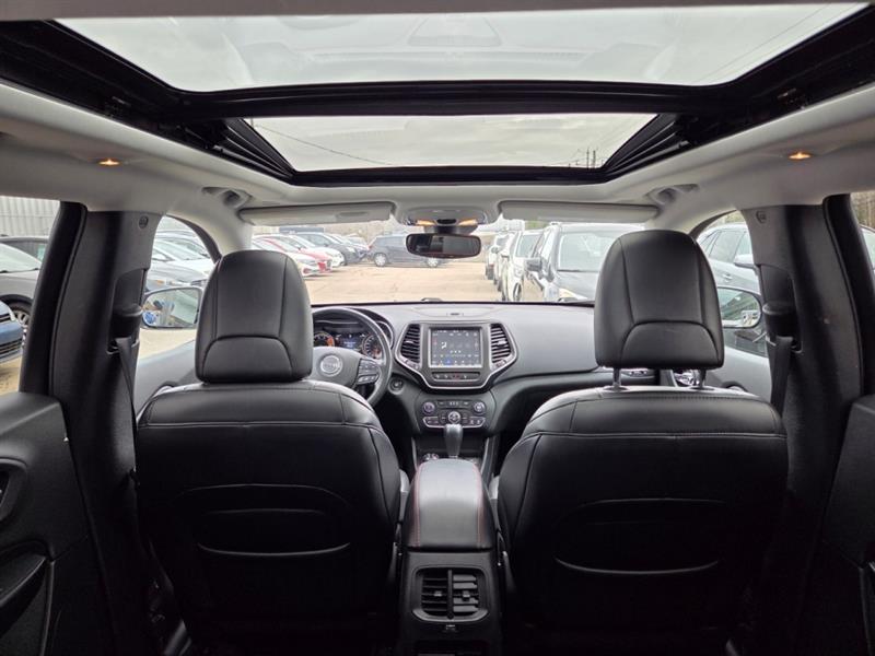 jeep Cherokee 2019 - 17
