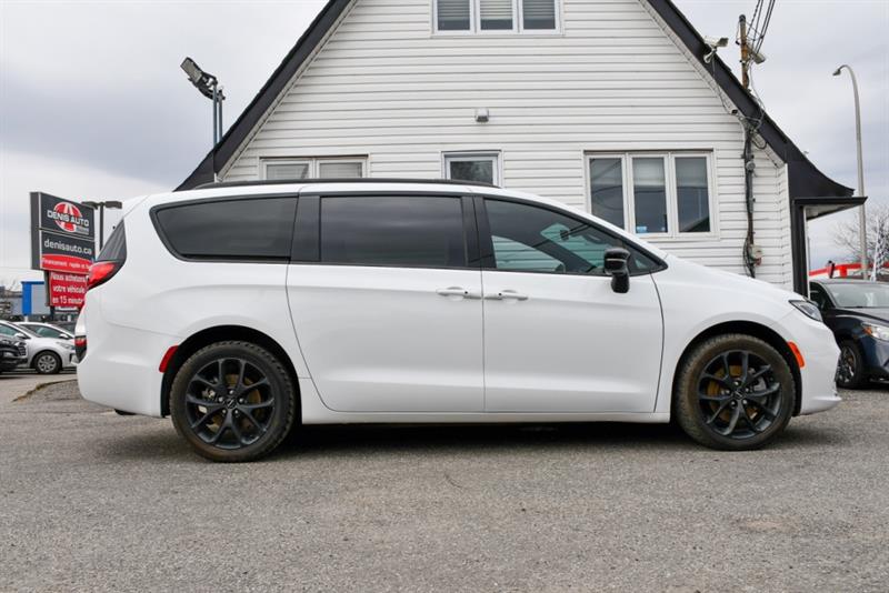 chrysler Pacifica 2024 - 7