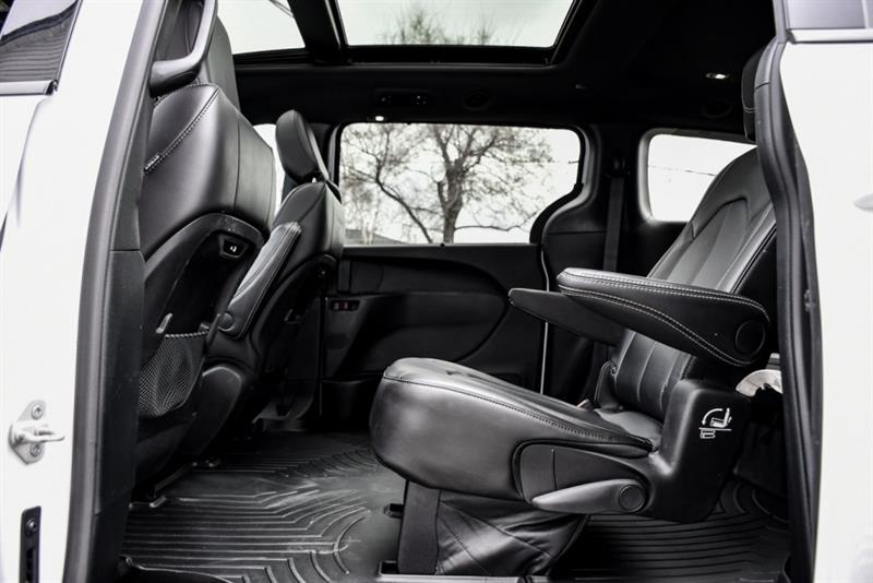 chrysler Pacifica 2024 - 15
