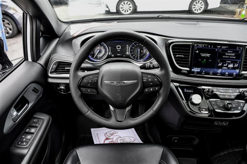 chrysler Pacifica 2024 - 17