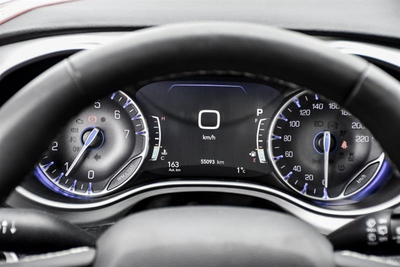 chrysler Pacifica 2024 - 18
