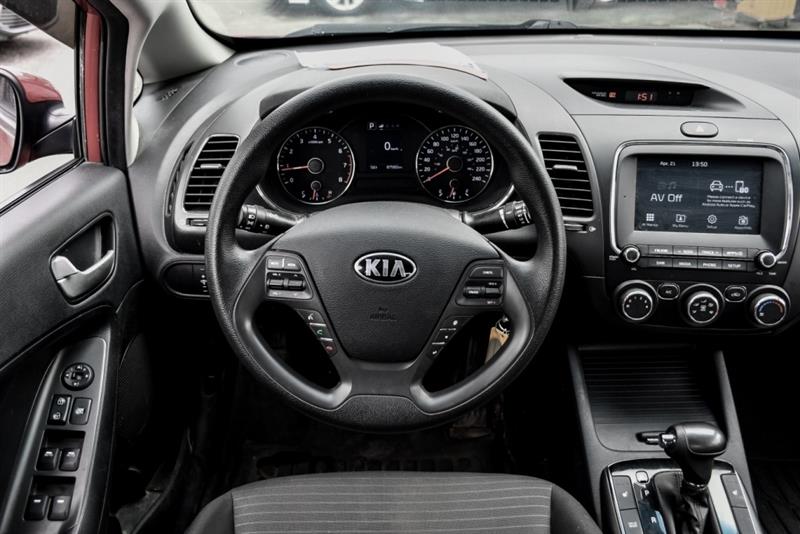 kia Forte 2018 - 16