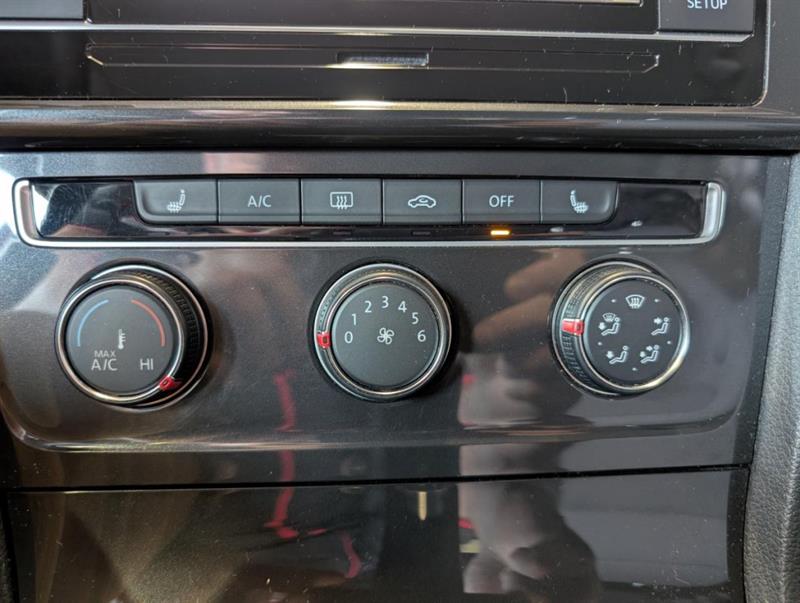 volkswagen Golf 2019 - 23