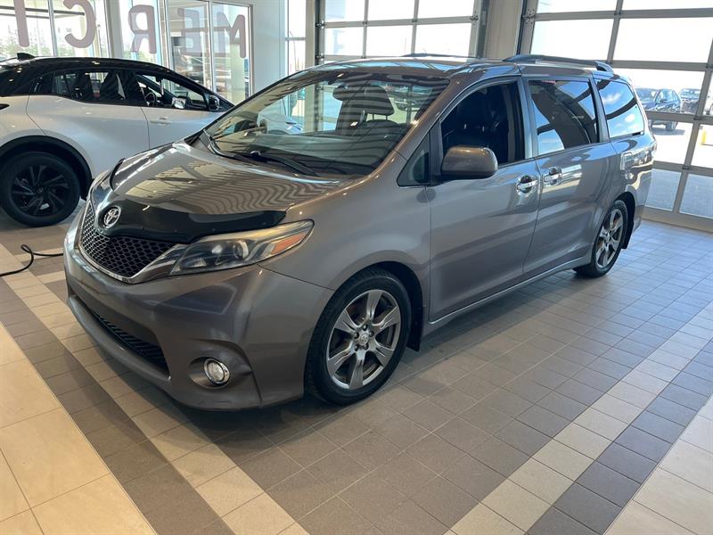 toyota Sienna 2017 - 3