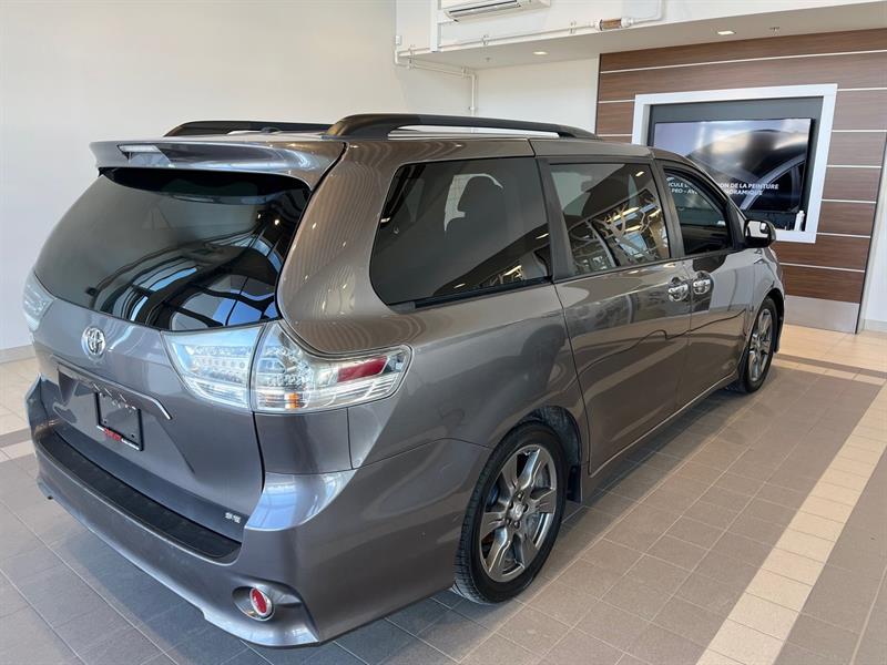 toyota Sienna 2017 - 5