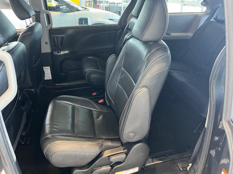 toyota Sienna 2017 - 8