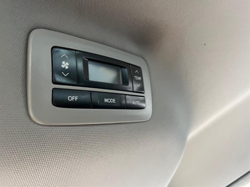 toyota Sienna 2017 - 10