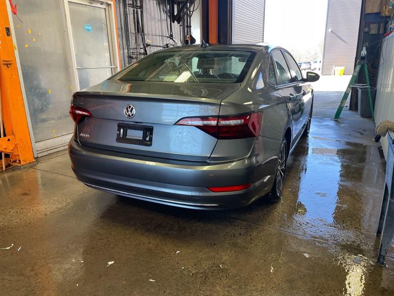 volkswagen Jetta 2020 - 9