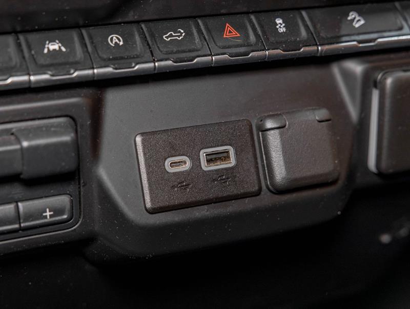 chevrolet Silverado 1500 2024 - 23