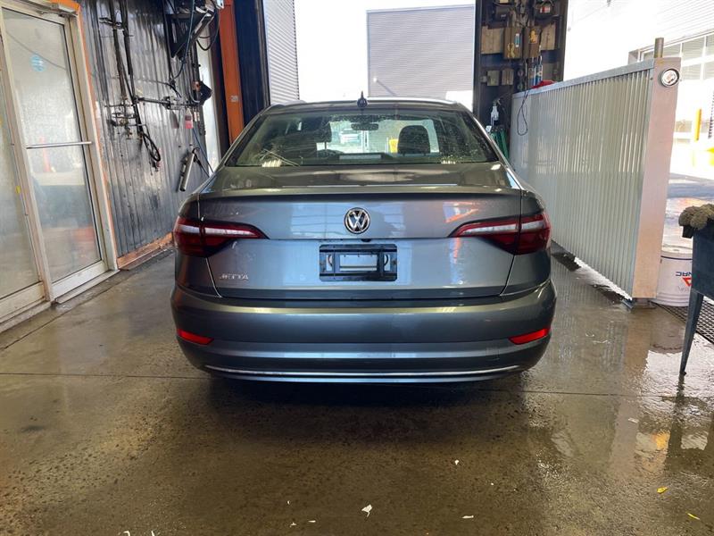 volkswagen Jetta 2020 - 8