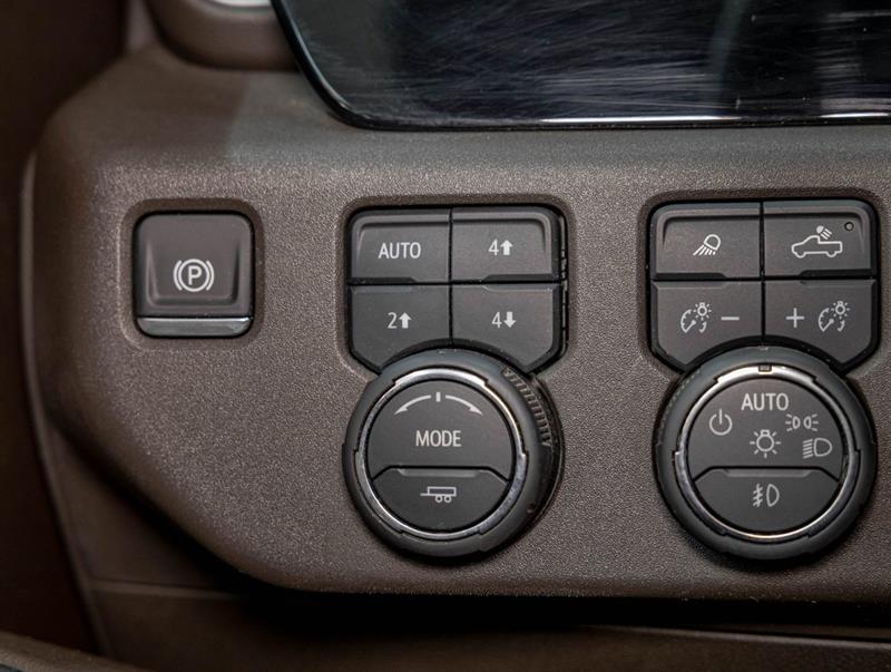 chevrolet Silverado 1500 2024 - 26