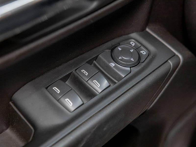 chevrolet Silverado 1500 2024 - 30