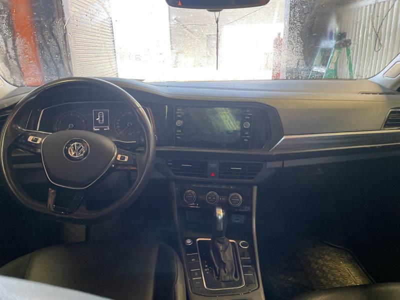 volkswagen Jetta 2020 - 12