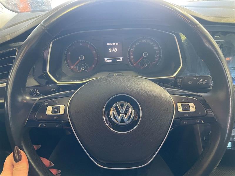 volkswagen Jetta 2020 - 16