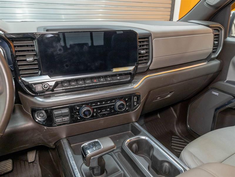 chevrolet Silverado 1500 2024 - 23