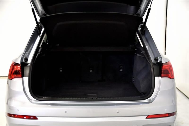 audi Q3 2020 - 11
