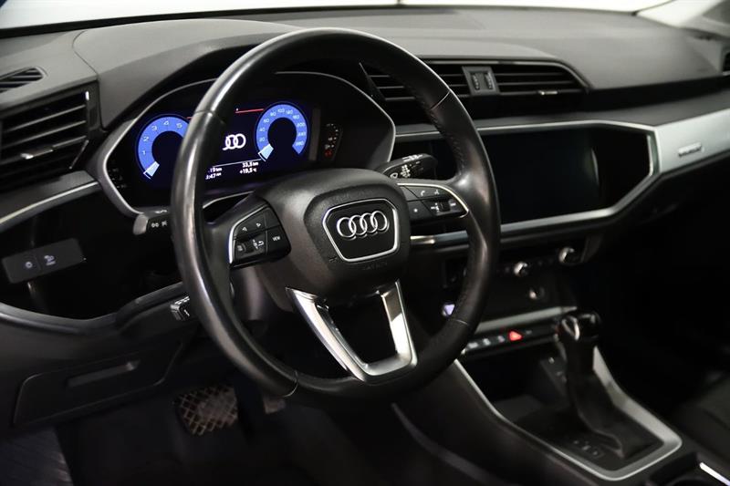 audi Q3 2020 - 12