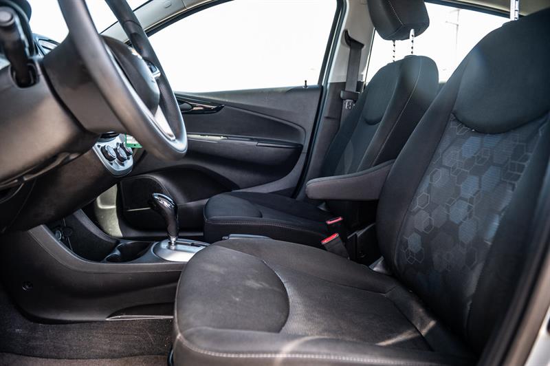 chevrolet Spark 2017 - 17