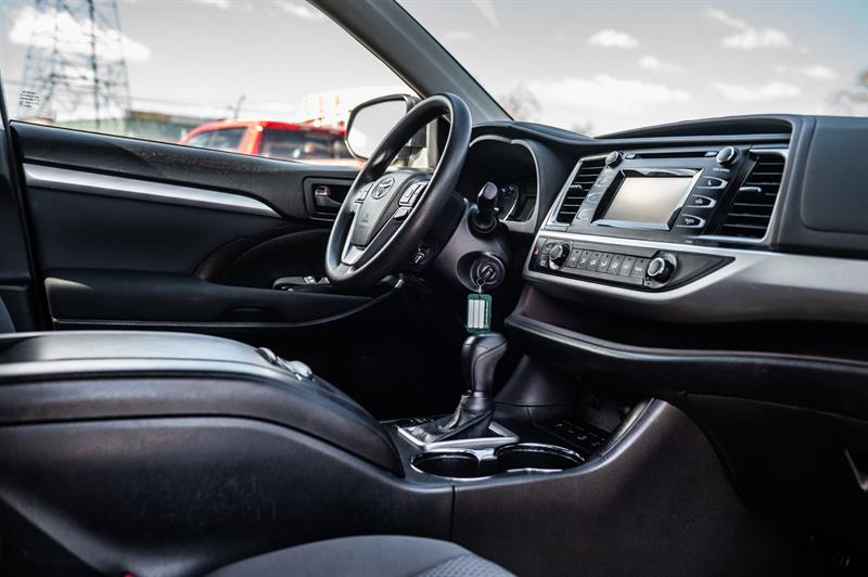 toyota Highlander 2015 - 28