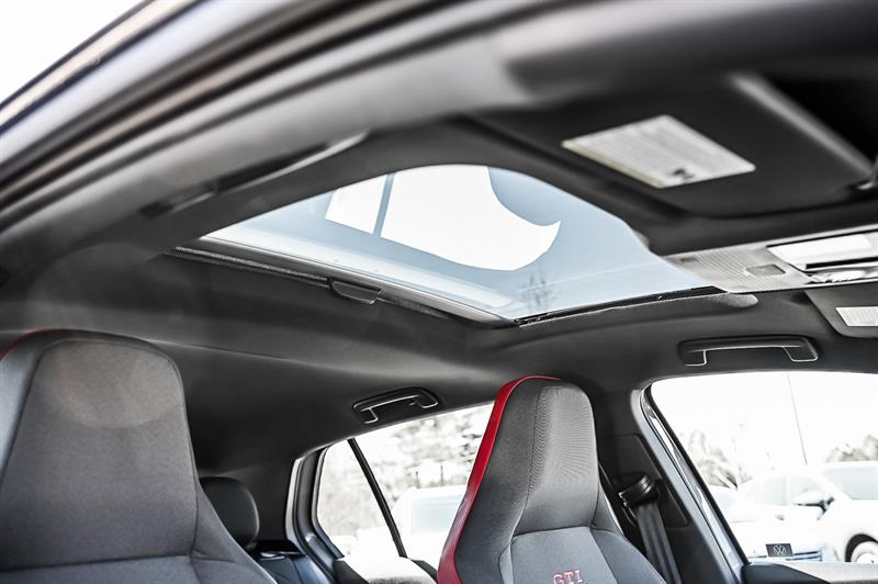 volkswagen Golf GTI 2024 - 32
