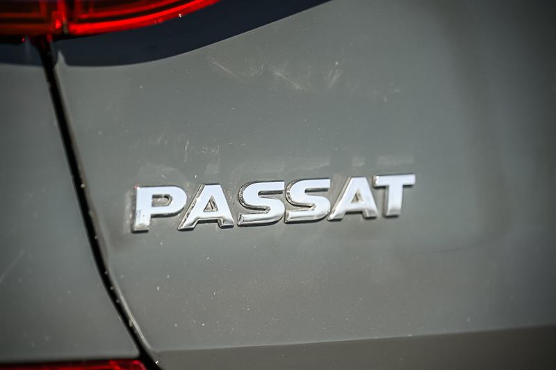 volkswagen Passat 2018 - 12