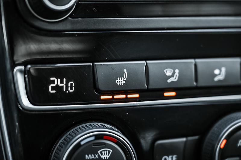 volkswagen Passat 2018 - 25