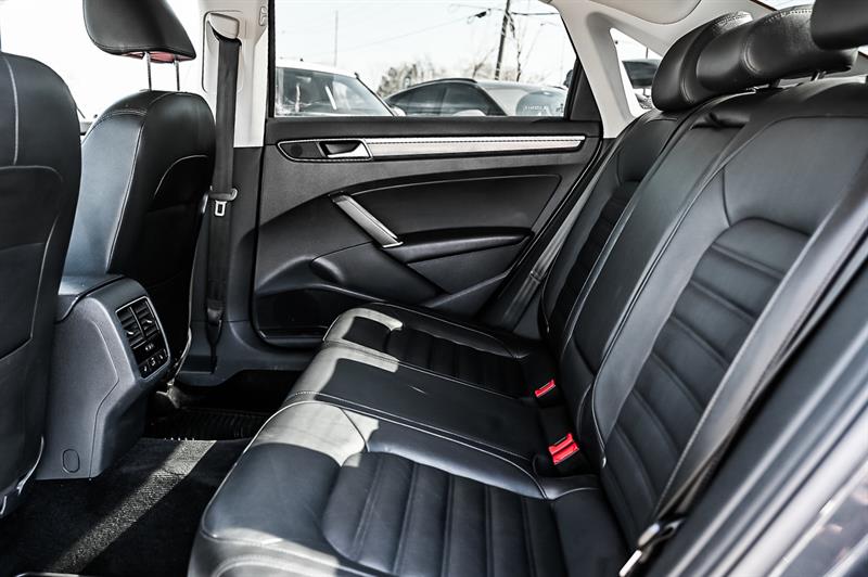 volkswagen Passat 2018 - 27