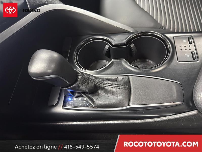toyota Camry 2018 - 17