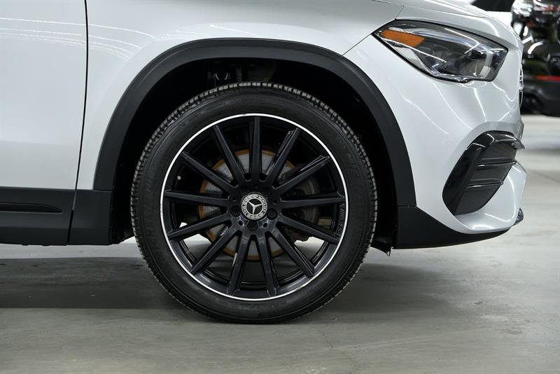 mercedes-benz GLA 2023 - 9
