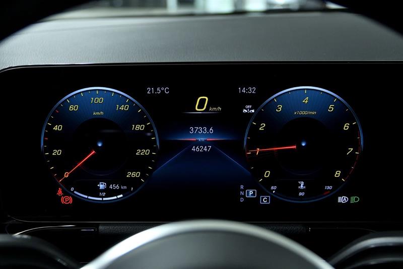 mercedes-benz GLA 2023 - 17
