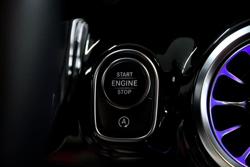mercedes-benz GLA 2023 - 26