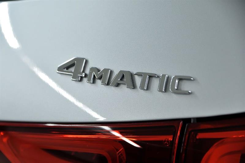mercedes-benz GLA 2023 - 38