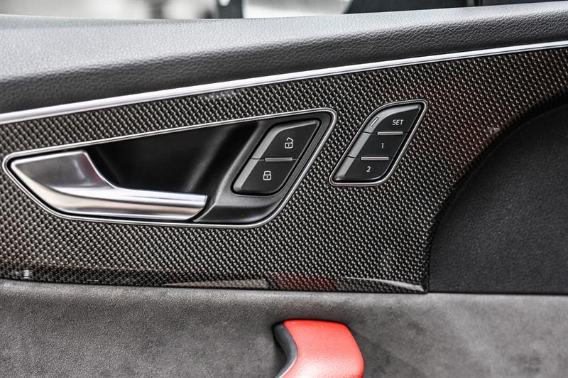 audi SQ8 2022 - 12