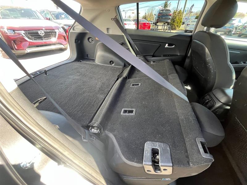 kia Sportage 2016 - 32