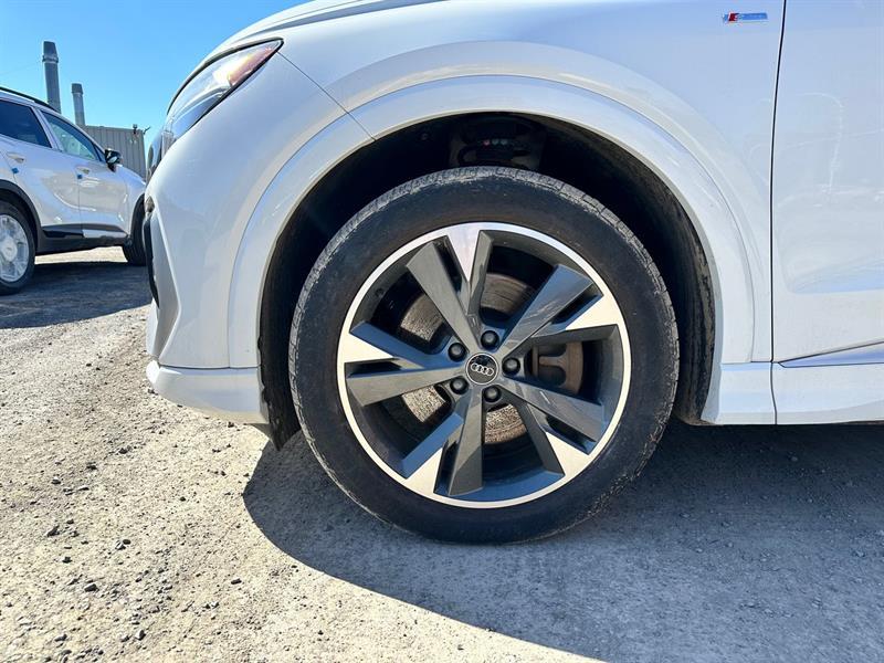 2022 Audi Q4 - Image 2