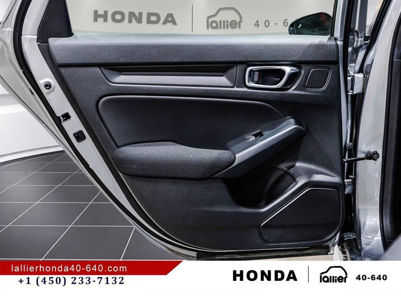 2025 Honda Civic - Image 12