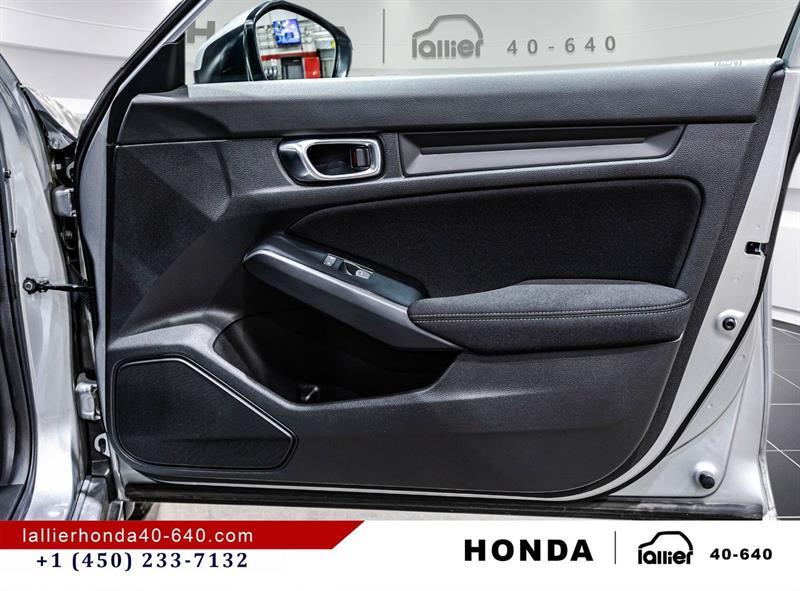 2025 Honda Civic - Image 16